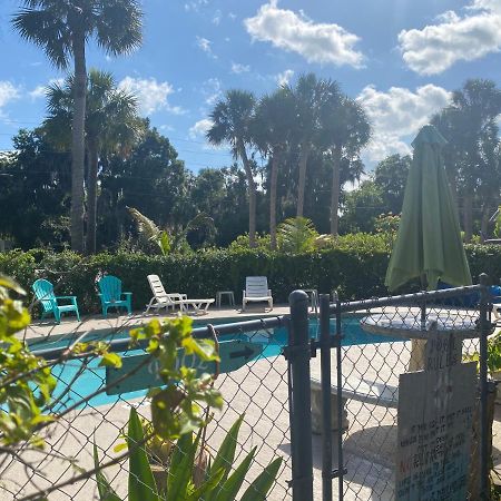 Log Harbor Cabins Okeechobee Εξωτερικό φωτογραφία