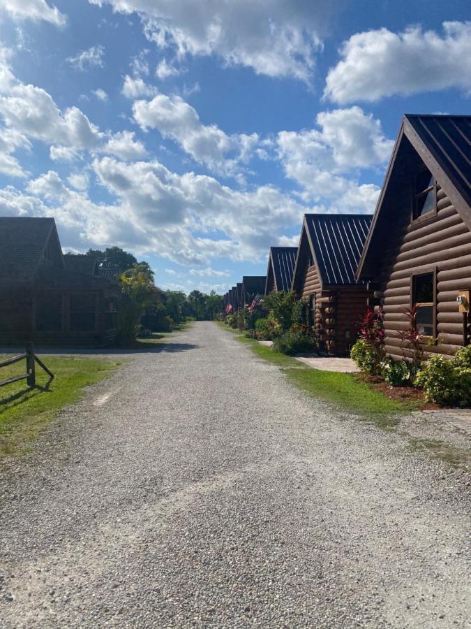 Log Harbor Cabins Okeechobee Εξωτερικό φωτογραφία